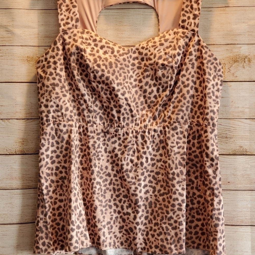 Torrid - Picture 3 of 5